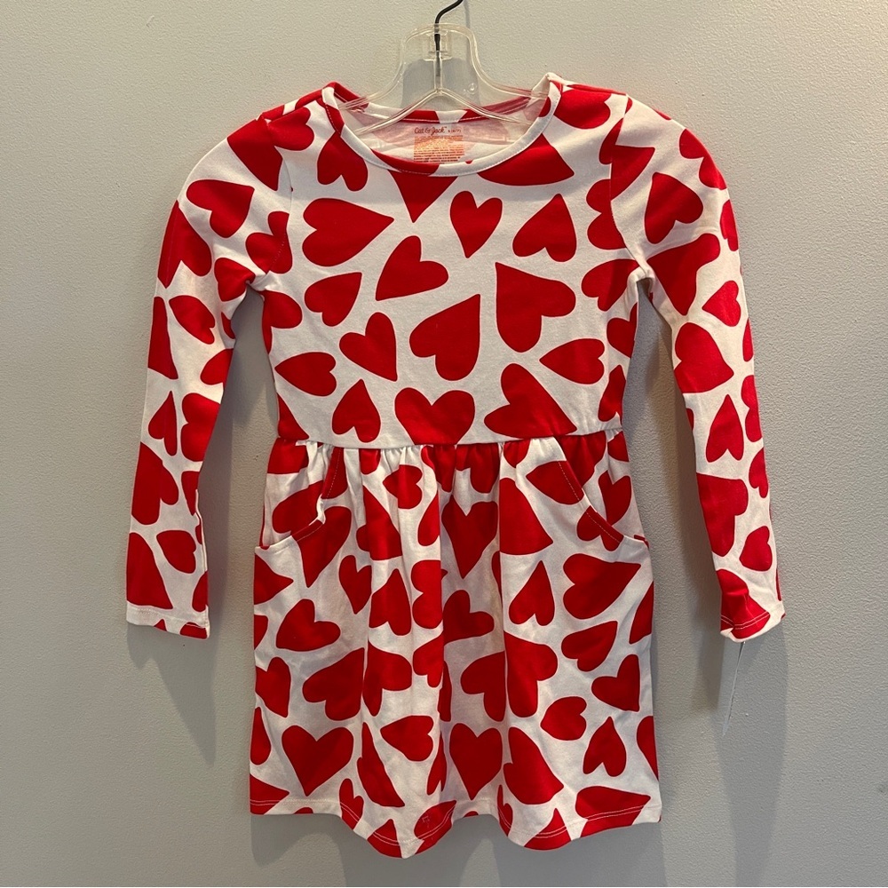 Cat & Jack Dress Valentine's Long Sleeve Skater Dress with Pockets kid Small 6/7